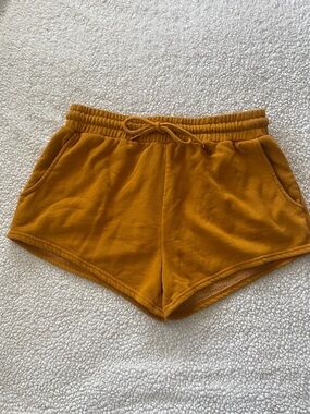 Jolyn Clothing Gold Athletic Drawstring Shorts Pockets Size M
